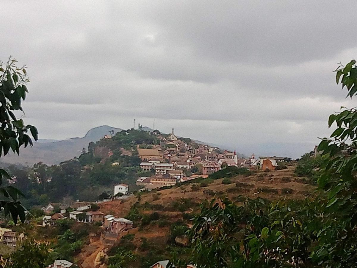 Chez Julienne Et Patrick Hotel Fianarantsoa Kültér fotó