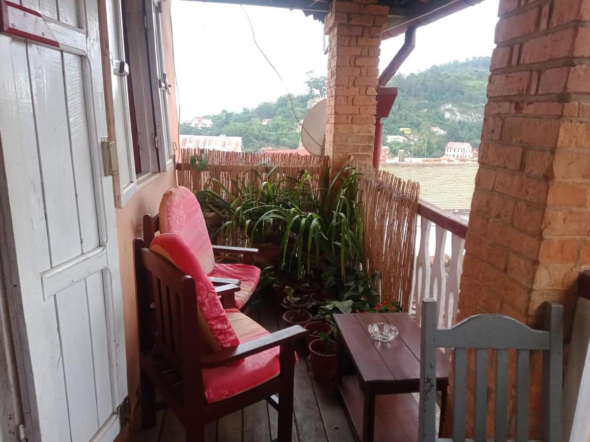 Chez Julienne Et Patrick Hotel Fianarantsoa Kültér fotó